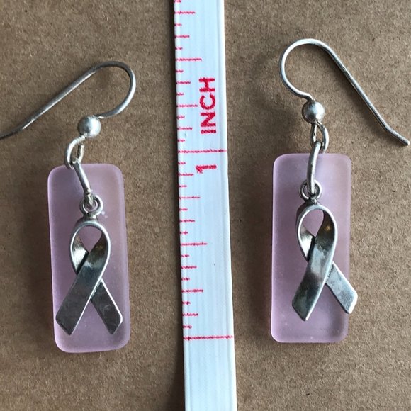 ✨FREE WITH PURCHASE Pink Breast Cancer Dangly Earrings - Picture 4 of 4